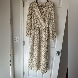 GRACEMADE MEDIUM LONGSLEEVES MAXI DRESS